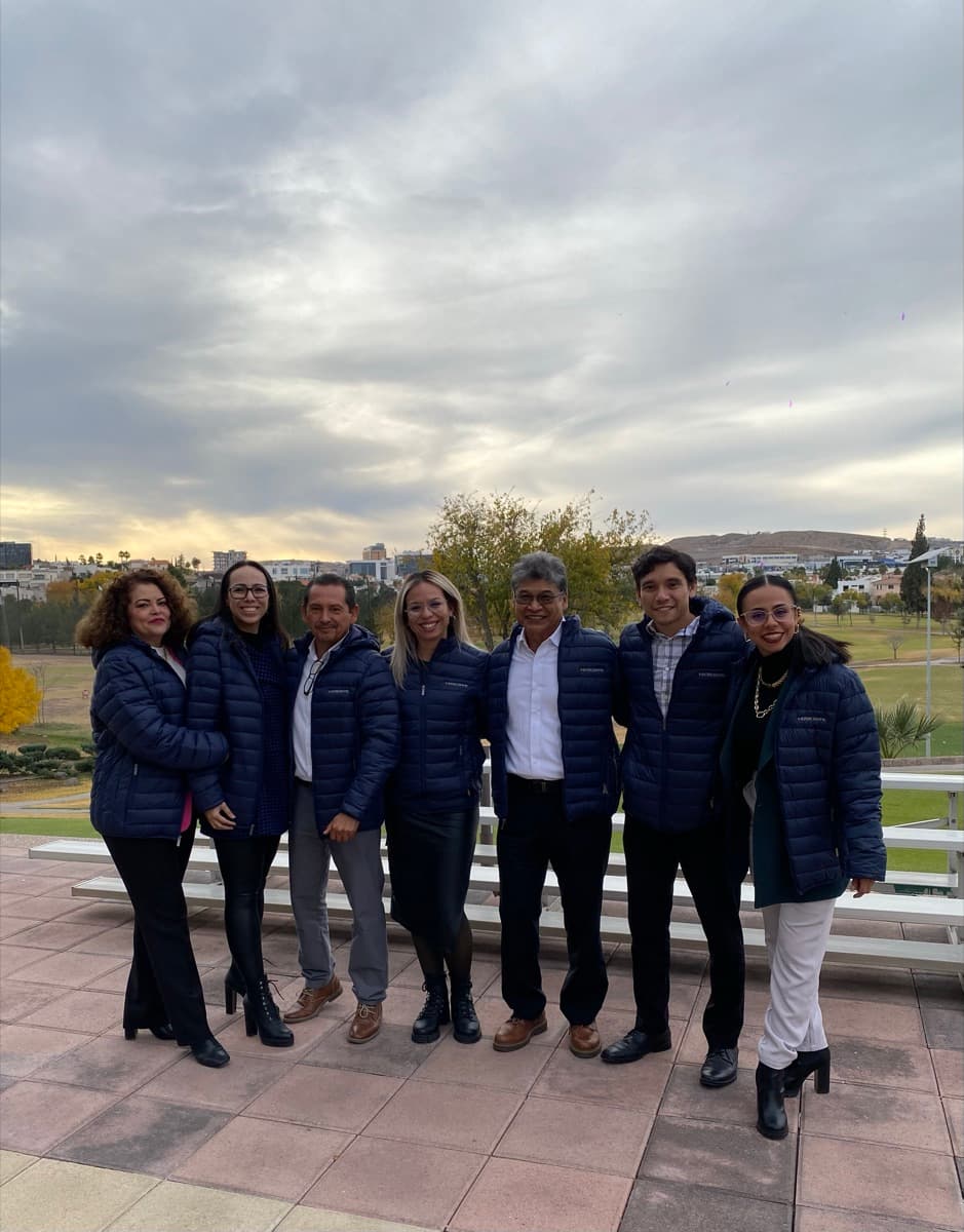 JP Kuroda with the Interceramic team
